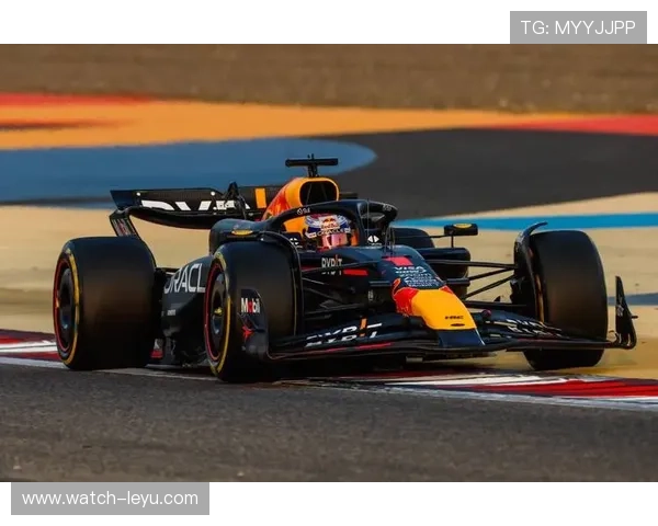 F1赛季最新动态:红牛车队继续称霸 赛季后期争夺愈加激烈 F1赛季最新动态:红牛车队继续称霸 赛季后期争夺愈加激烈