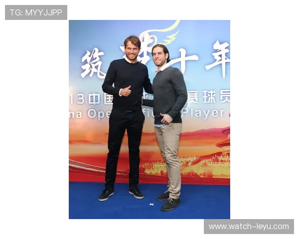 最新网球赛事动态 纳达尔与小威勇夺年度冠军 引领全球网球风潮