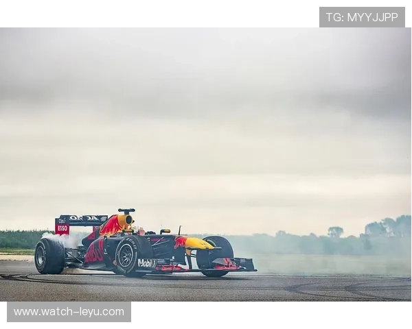 F1赛季重燃战火 红牛车队引擎优势突显 法拉利和梅赛德斯能否迎头赶上