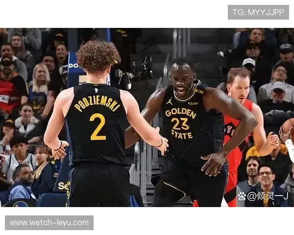 湖人核心球员伤愈复出迎战勇士球队士气高涨夺胜在望